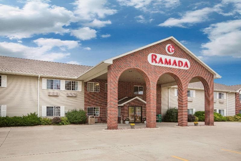 Ramada by Wyndham Spirit Lake/Okoboji main