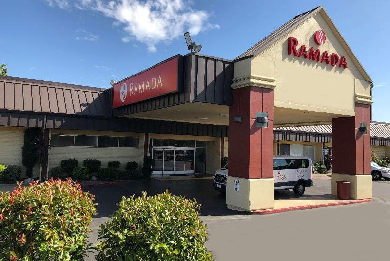 Ramada by Wyndham Sacramento photo 1