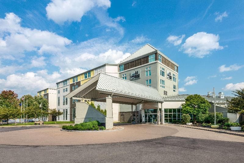 41 Lakefront Hotel, Trademark Collection By Wyndham 4