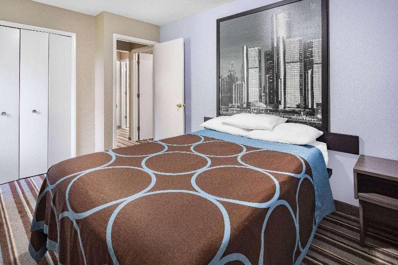 Super 8 by Wyndham Marysville/Port Huron Area 5