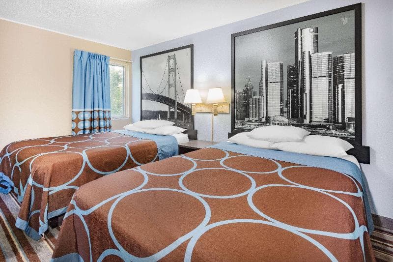 Super 8 by Wyndham Marysville/Port Huron Area 4