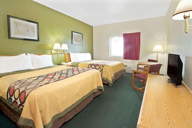 Super 8 By Wyndham Bonne Terre 4