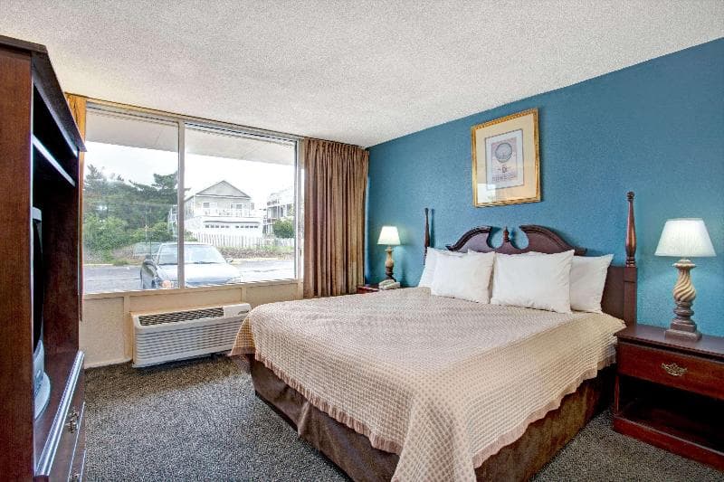 Super 8 by Wyndham Norfolk/Chesapeake Bay 5