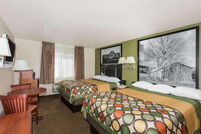 Super 8 By Wyndham Perryville 4