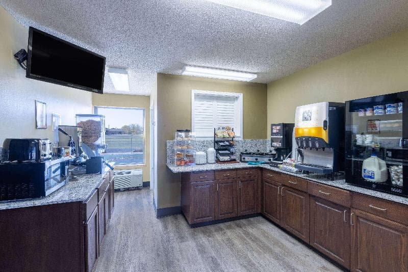 Super 8 By Wyndham Nixa/Springfield Area 2