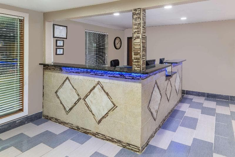 Super 8 by Wyndham Okawville 3