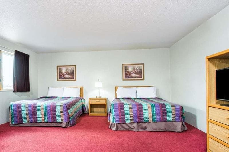Asteria Inn And Suites 5