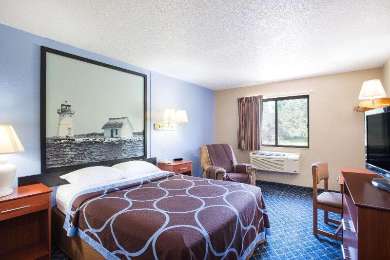 Super 8 By Wyndham Massena 3