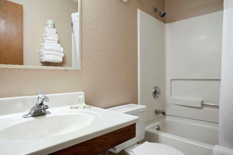 Quality Inn 3
