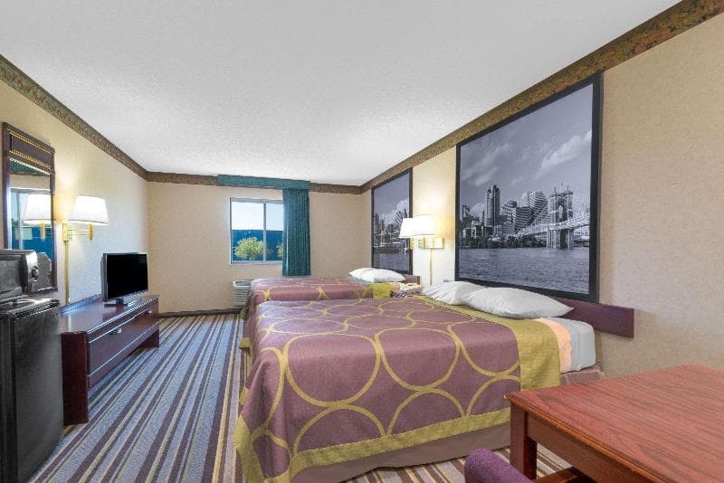 Super 8 By Wyndham Wapakoneta 2
