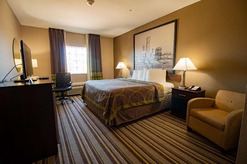 Surestay Plus Hotel By Best Western Owasso Tulsa North 4