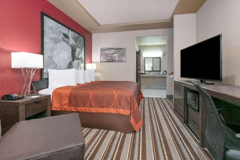 Super 8 By Wyndham Karnes City 5