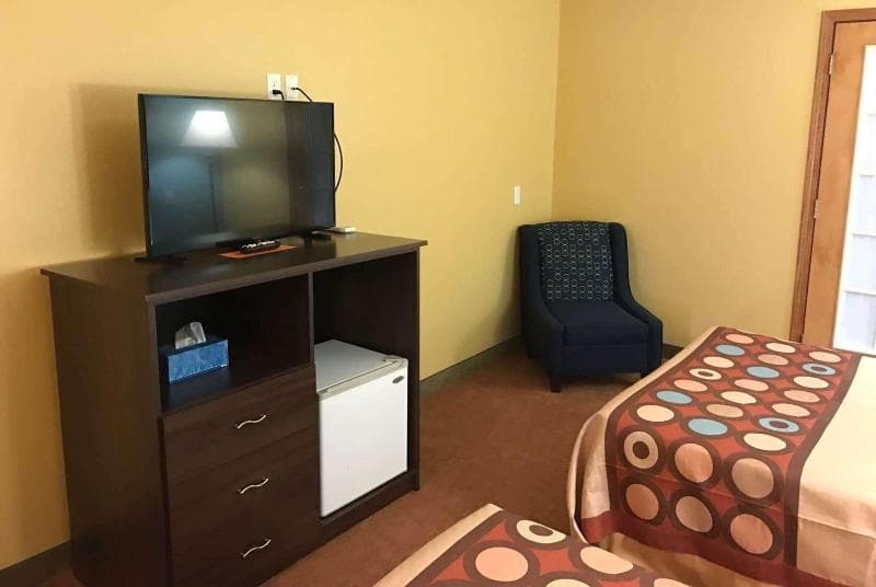 Super 8 by Wyndham Plover Stevens Point Area 2