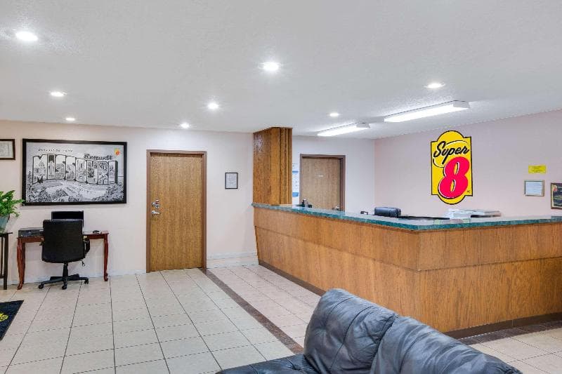 Super 8 By Wyndham Kennett 3