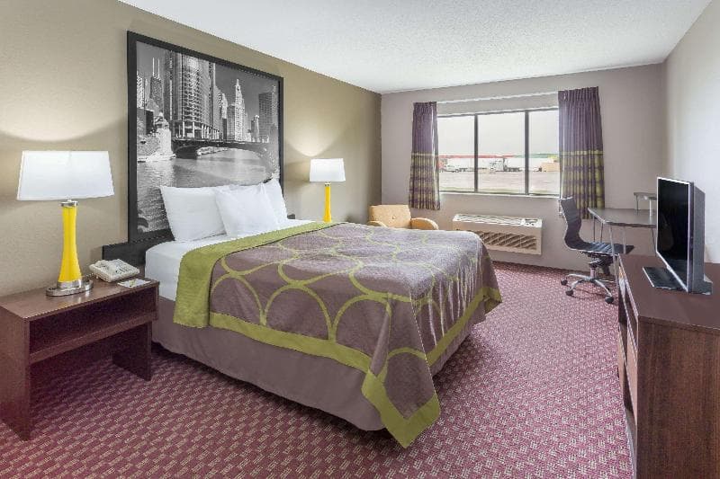 Super 8 by Wyndham Hebron Lowell Area 5