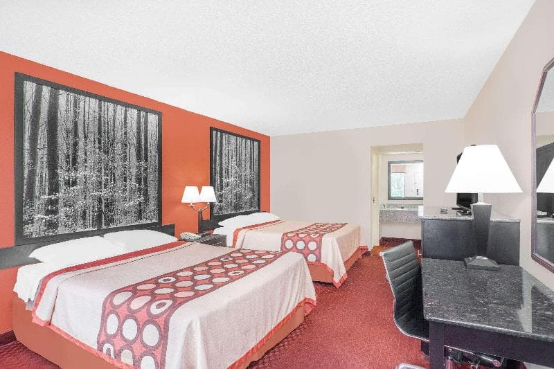 Super 8 by Wyndham Bulls Gap Greeneville Area photo 1