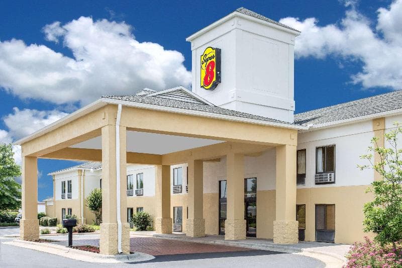 Super 8 by Wyndham Clemmons/Winston-Salem Area I-40 4