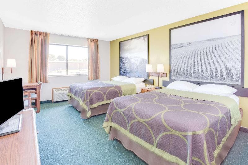 Super 8 By Wyndham Oelwein 2
