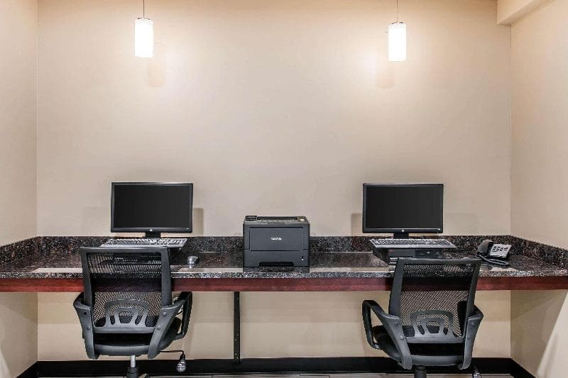 Quality Inn & Suites 1