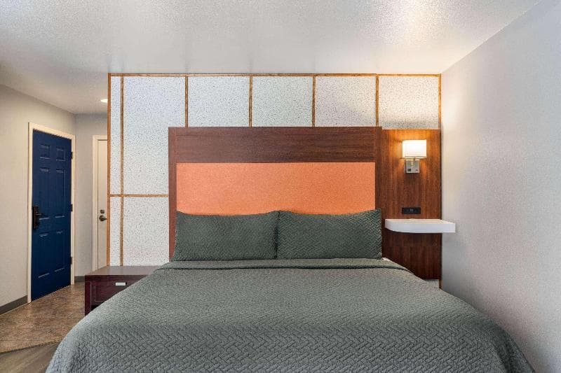 Travelodge by Wyndham Depoe Bay 3