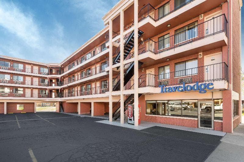 Travelodge by Wyndham Reno Downtown 2