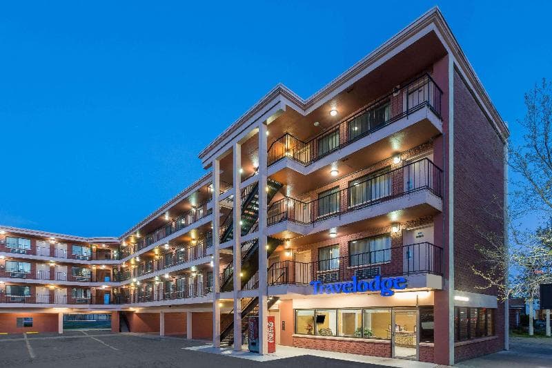 Travelodge by Wyndham Reno Downtown 3