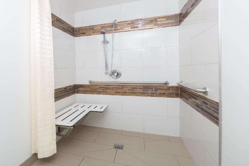 Travelodge Inn & Suites By Wyndham Bell Los Angeles Area 3