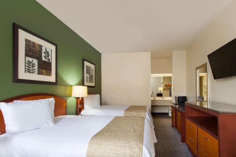 Travelodge By Wyndham Port Wentworth Savannah Area photo 1