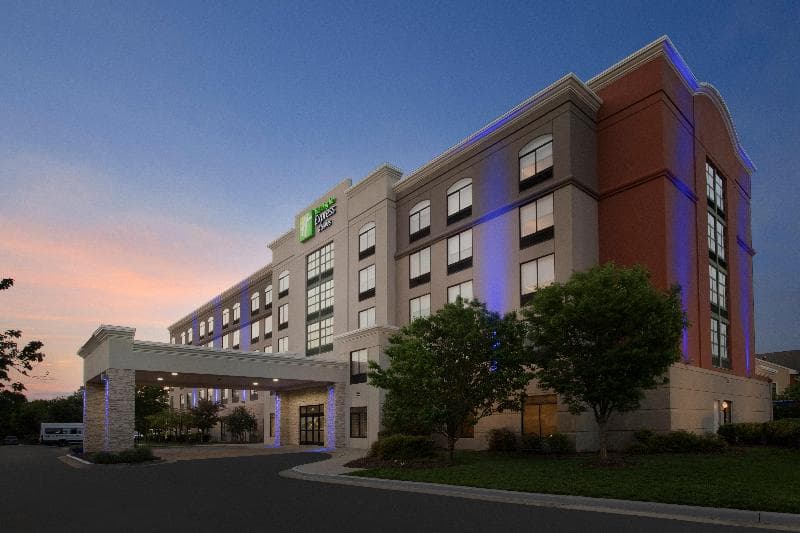 Holiday Inn Express & Suites Baltimore Bwi Airport photo 1