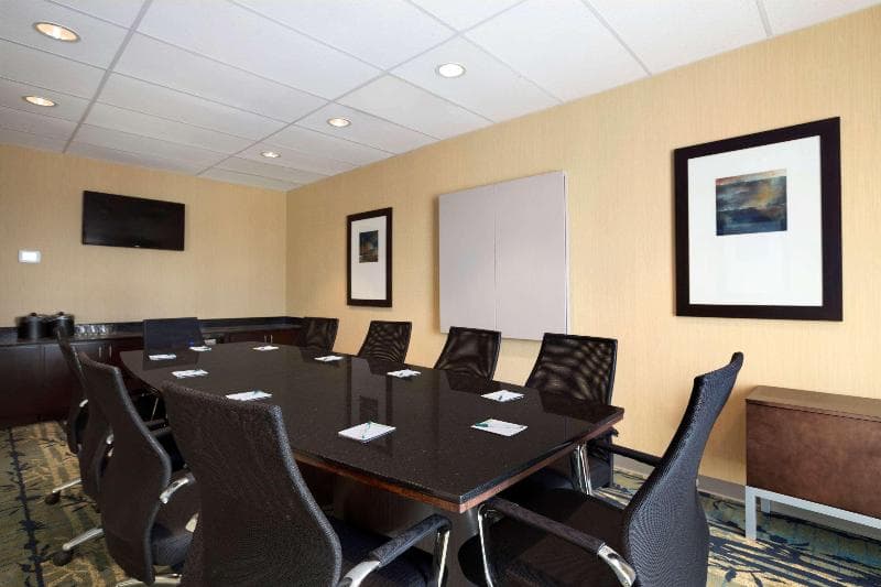 Wingate by Wyndham Seminole photo 1