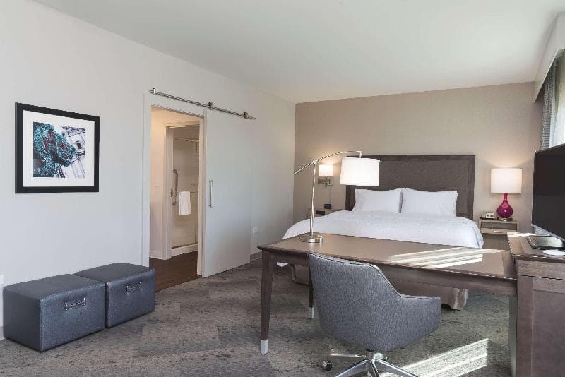 Hampton Inn & Suites Chicago Schaumburg 3