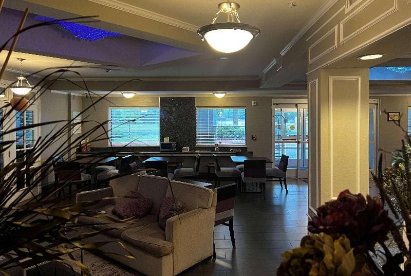 Baymont by Wyndham College Station 5