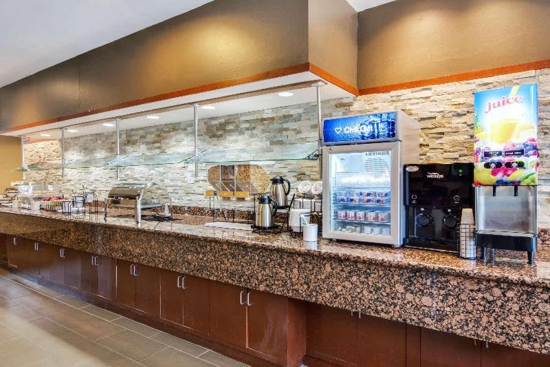 Comfort Inn 2