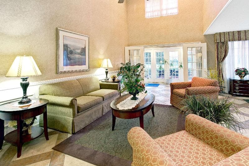 Baymont By Wyndham Sanford 5