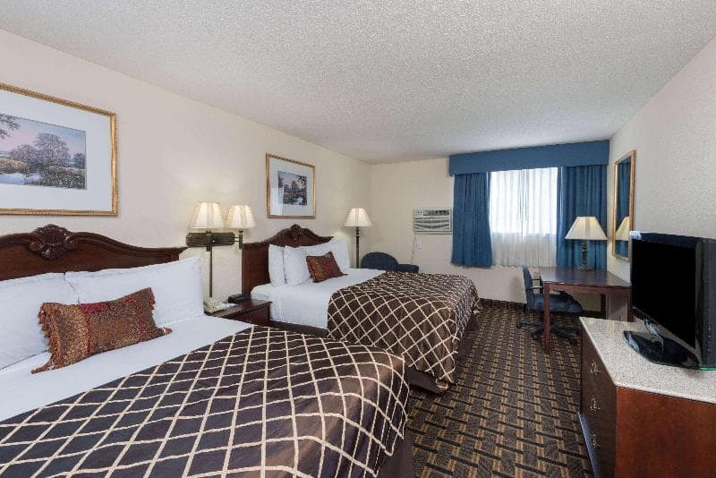Baymont By Wyndham Osage Beach 2