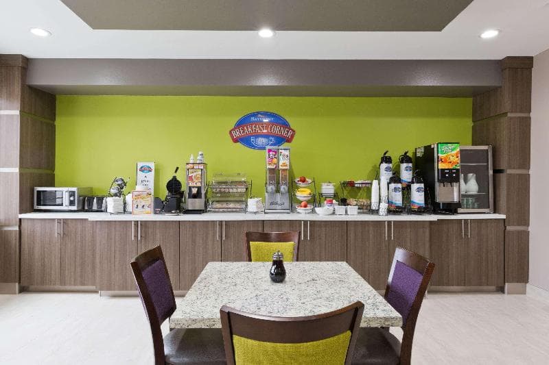 Baymont By Wyndham Bryan College Station 2