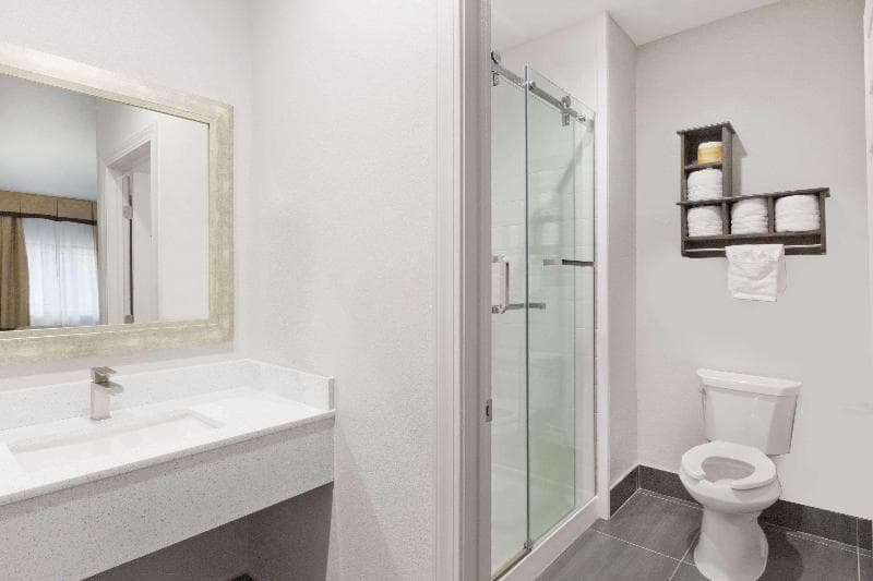 Baymont By Wyndham Bryan College Station 3