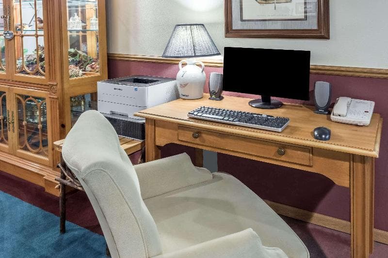 Baymont By Wyndham Mequon Milwaukee Area photo 1