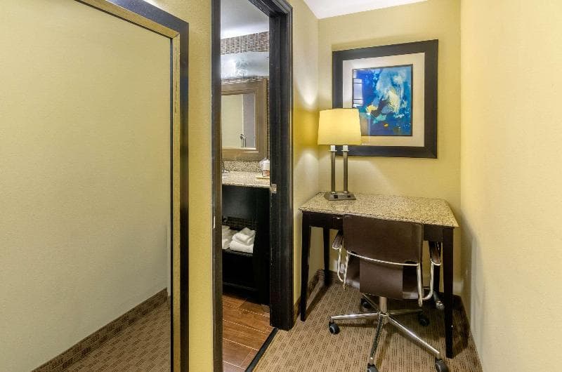 Quality Inn 3