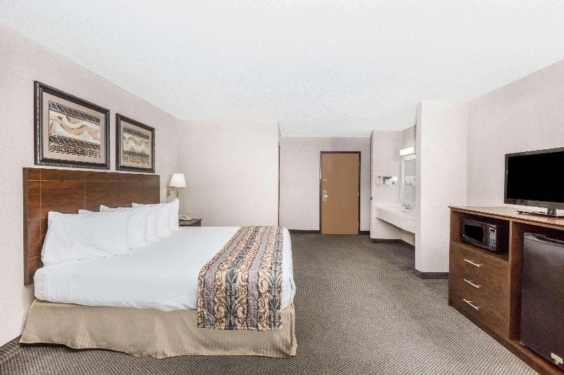 Baymont By Wyndham Lemars 4