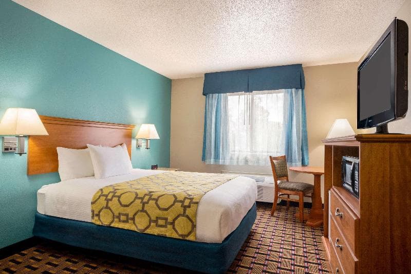 Baymont By Wyndham Warrenton 4