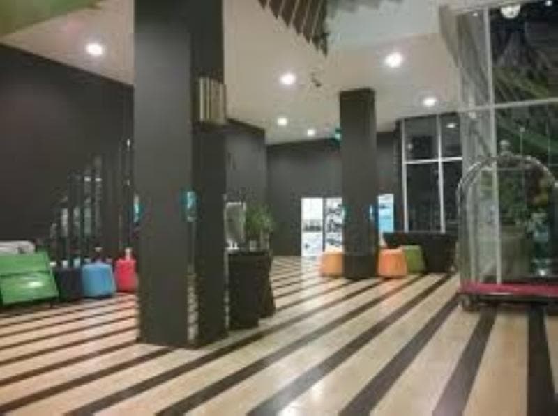 Maxonehotels At Tidar Surabaya 4