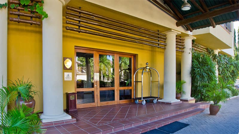 Sea Cliff Court Hotel & Luxury Apartments 5