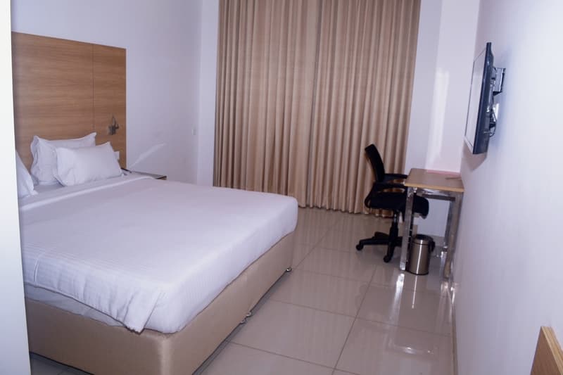 Ginger Noida Sector 63 5