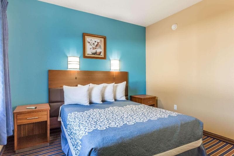 Days Inn By Wyndham Vernal 5