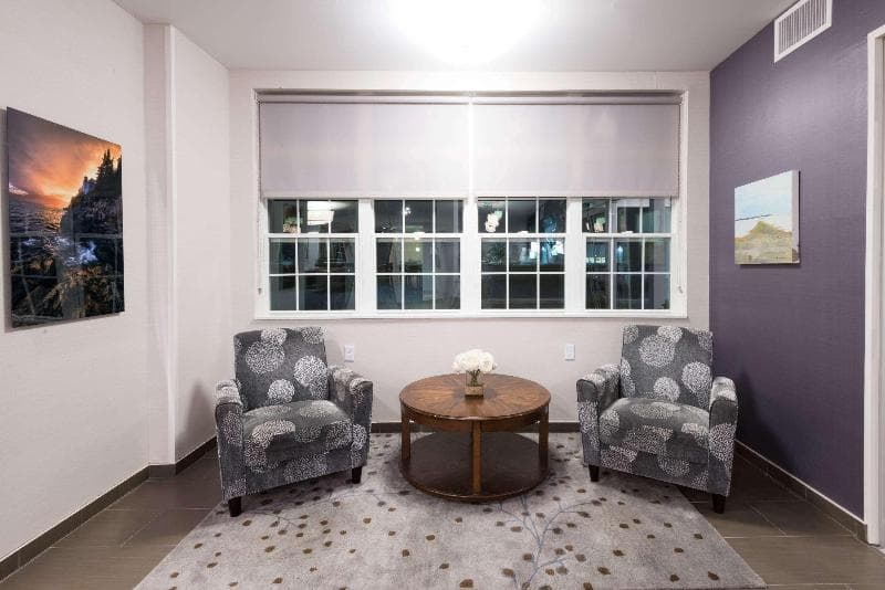 Microtel Inn & Suites by Wyndham Windham 3