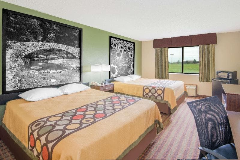 Super 8 By Wyndham Story City 2