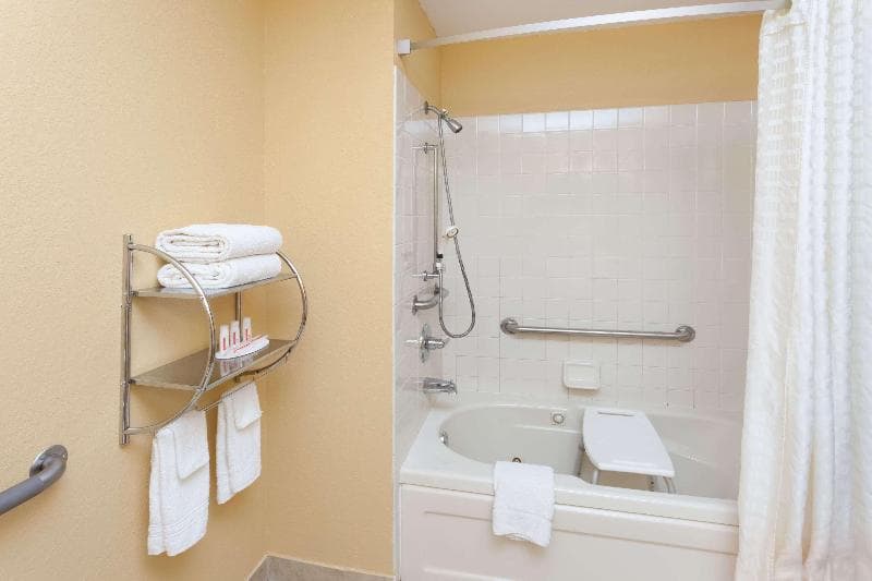 Econo Lodge Chillicothe 3