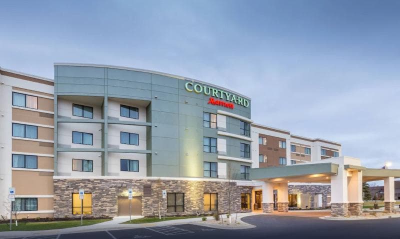 Courtyard Bismarck North photo 1
