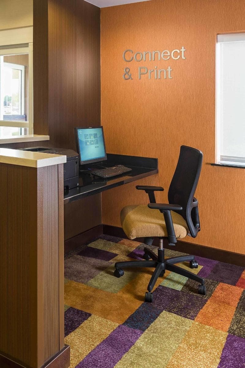Fairfield Inn & Suites Holland photo 1